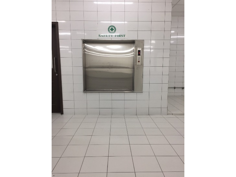 ลิฟต์ส่งอาหาร/ ส่งเอกสาร (Dumbwaiter Elevator)